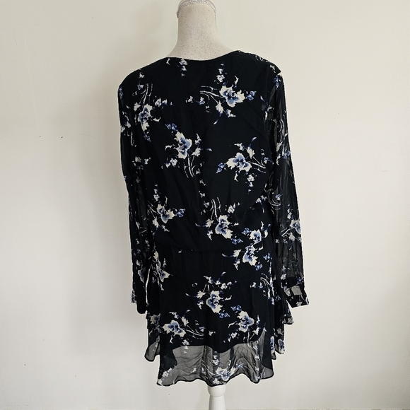 Karina Grimaldi | Revolve Pilar Print Mini Dress in Sapphire Flower - Picture 4 of 9